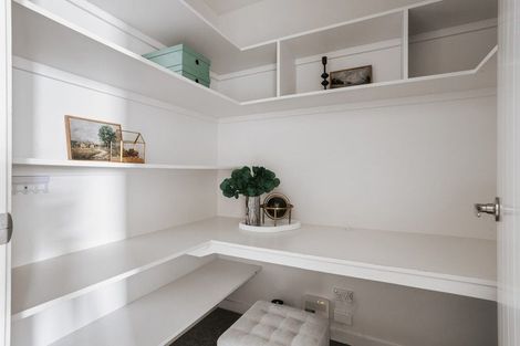 Photo of property in 14 Glenmonarch Place, Pyes Pa, Tauranga, 3112