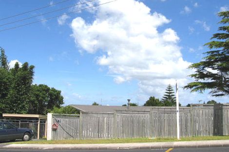 Photo of property in 11 Sycamore Drive, Sunnynook, Auckland, 0620