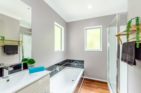 Photo of property in 15 Kennedy Place, Waikanae Beach, Waikanae, 5036