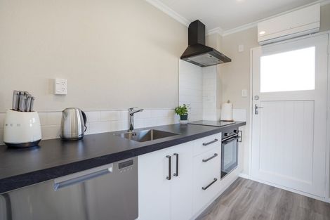 Photo of property in 12c Colombo Street, Hokowhitu, Palmerston North, 4410