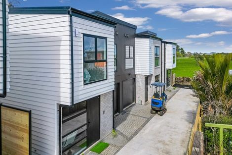 Photo of property in 4/30 Wellesley Road, Mangere Bridge, Auckland, 2022