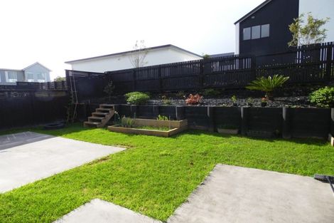 Photo of property in 16 Bomb Point Drive, Hobsonville, Auckland, 0616