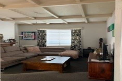 Photo of property in 6 Royton Avenue, Mangere East, Auckland, 2024