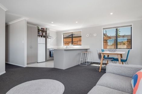 Photo of property in 6 The Glade, Papamoa Beach, Papamoa, 3118