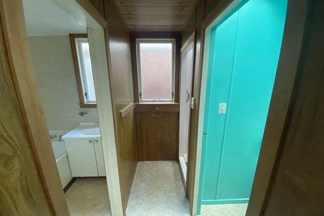 Photo of property in 28 Luxford Street, Berhampore, Wellington, 6023