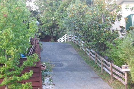 Photo of property in 2/98 Velma Road, Hillcrest, Auckland, 0627