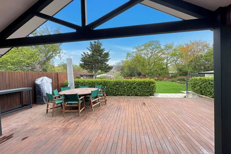 Photo of property in 45 Heretaunga Square, Silverstream, Upper Hutt, 5019