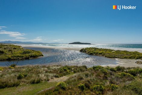 Photo of property in 111 Moturata Road, Taieri Beach, Taieri Mouth, 9091