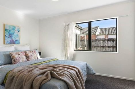 Photo of property in 45 Kona Crescent, Henderson, Auckland, 0610