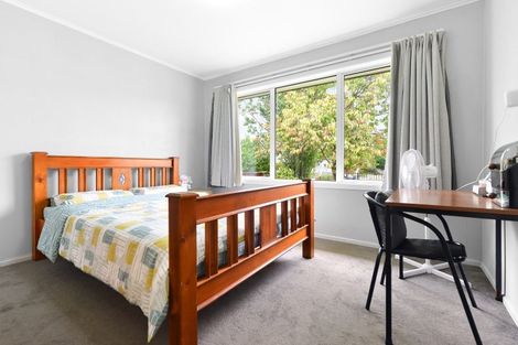 Photo of property in 12 Paulette Place, Queenwood, Hamilton, 3210