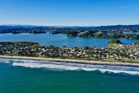 Photo of property in 174 Ocean Road, Ohope, 3121