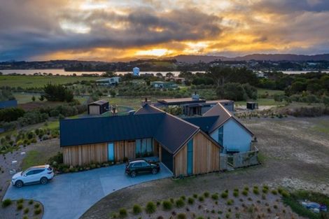 Photo of property in 173a Tern Point, Mangawhai, 0975