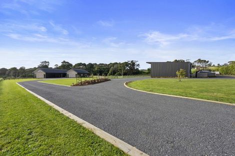Photo of property in 58 Kidd Road, Waiuku, 2682