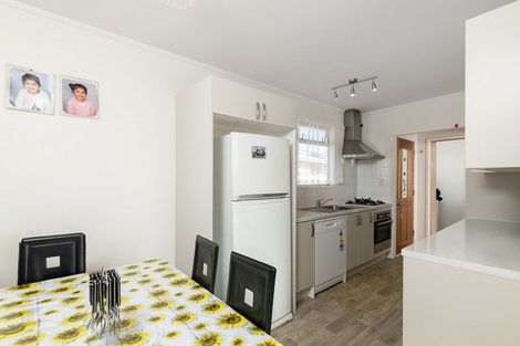 Photo of property in 10 Valley Road, Te Puke, 3119