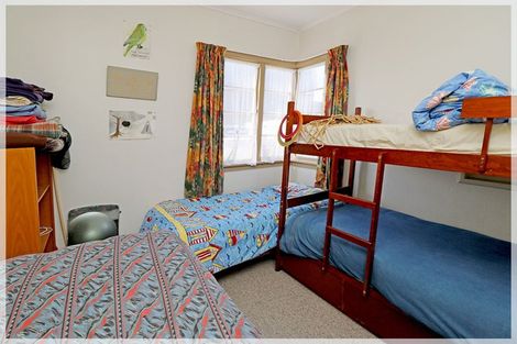 Photo of property in 26 Hall Place, Foxton Beach, Foxton, 4815