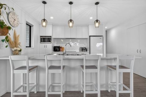 Photo of property in 19 Skiffington Road, Pokeno, 2402