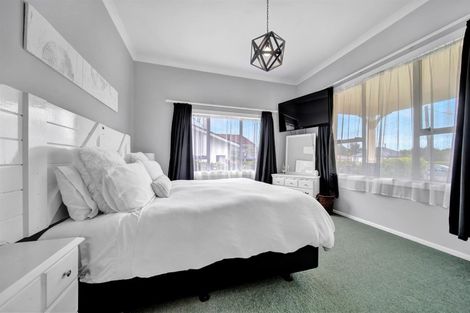 Photo of property in 22 Pembroke Road, Stratford, 4332