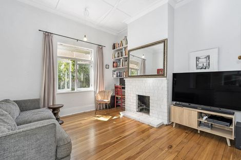 Photo of property in 25 Myrtle Street, Hamilton East, Hamilton, 3216