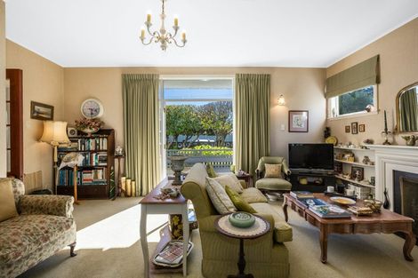 Photo of property in 425 Muritai Road, Eastbourne, Lower Hutt, 5013