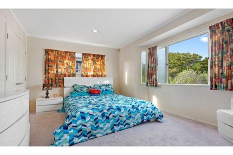 Photo of property in 7 Piper Place, Goodwood Heights, Auckland, 2105