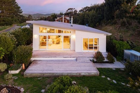 Photo of property in 152 Eskdale Road, Papakowhai, Porirua, 5024