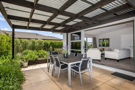 Photo of property in 48 Merlot Drive, Greenmeadows, Napier, 4112