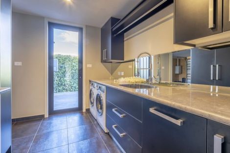 Photo of property in 3 Westview Road, Wanaka, 9305