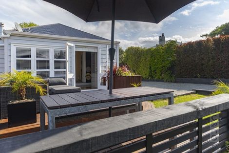 Photo of property in 5 Elliot Street, Riverhead, 0820