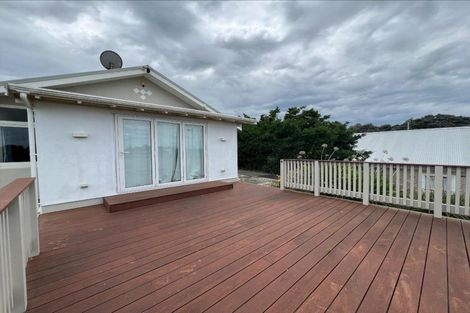 Photo of property in 33 Rangiora Street, Castlecliff, Whanganui, 4501