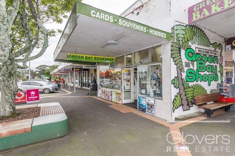 Photo of property in 125 Godley Road, Green Bay, Auckland, 0604