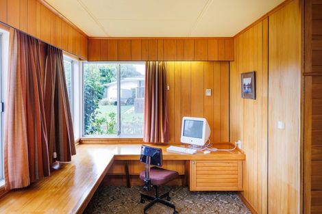 Photo of property in 5 Anaru Place, Awapuni, Palmerston North, 4412