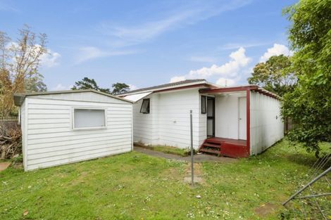 Photo of property in 2/144 Edgewater Drive, Pakuranga, Auckland, 2010