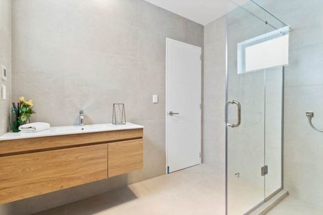 Photo of property in 35 Pacific Heights Road, Orewa, 0931