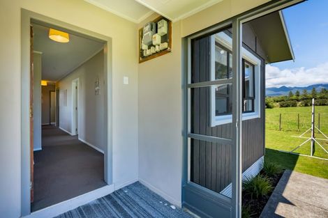 Photo of property in 1257 Mangorei Road, Mangorei, New Plymouth, 4371