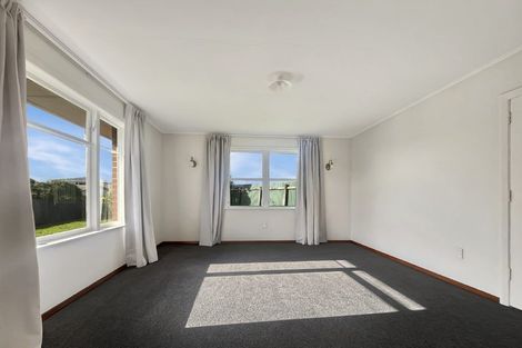 Photo of property in 10 Somerset Crescent, Highbury, Palmerston North, 4412