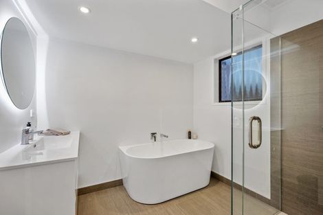 Photo of property in 42 Nigel Road, Browns Bay, Auckland, 0630