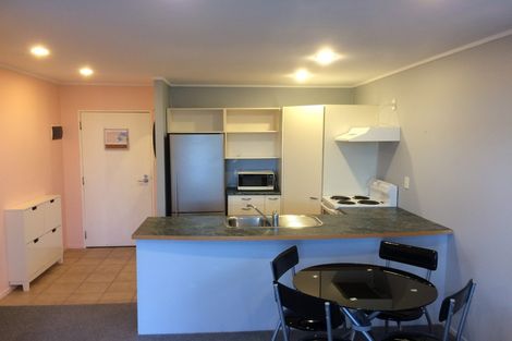 Photo of property in 11/372 Rosedale Road, Rosedale, Auckland, 0632