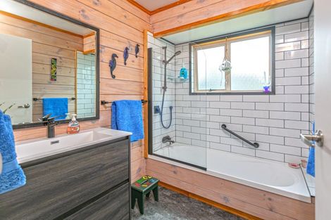 Photo of property in 4 Patton Place, Tairua, 3508