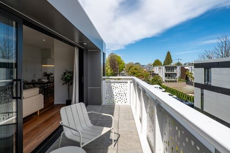 Photo of property in 4/30 Peterborough Street, Christchurch Central, Christchurch, 8013