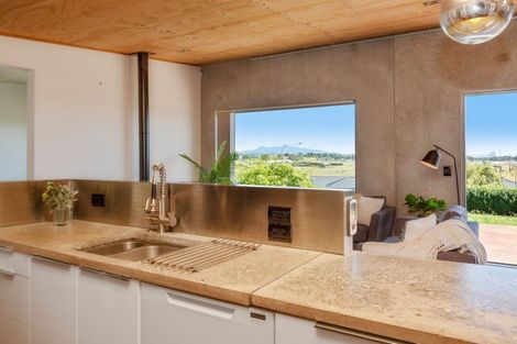 Photo of property in 5 Impact Avenue, Bell Block, New Plymouth, 4312