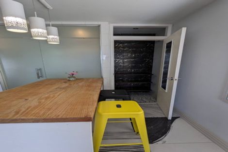 Photo of property in 19 Millstream Drive, Henderson, Auckland, 0610