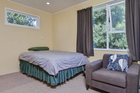 Photo of property in 71 Crawford Avenue, Mangere Bridge, Auckland, 2022