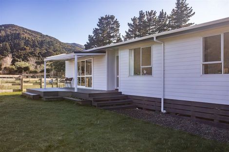 Photo of property in 119 Watt Street, Featherston, 5710