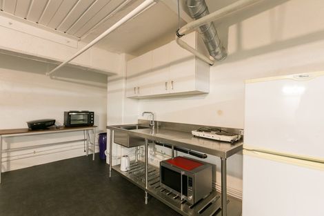 Photo of property in Stadium Garden Flats, 314/107 Thorndon Quay, Pipitea, Wellington, 6011