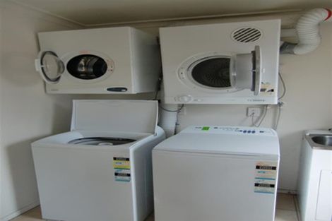 Photo of property in 11 Ruahine Street, Roslyn, Palmerston North, 4414