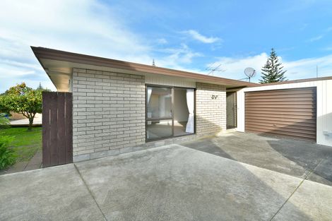 Photo of property in 1b Milton Road, Orewa, 0931