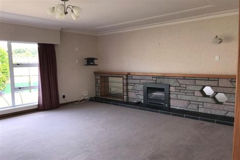 Photo of property in 66 Tarahua Road, Welbourn, New Plymouth, 4310