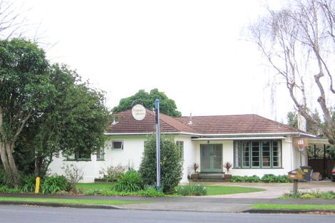 Photo of property in 79 Pahiatua Street, Hokowhitu, Palmerston North, 4410
