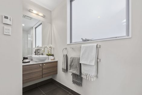 Photo of property in Wilk Heights, 10/8 Wilk Lane, Browns Bay, Auckland, 0630