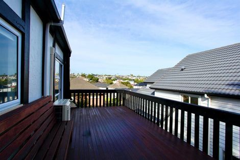Photo of property in 139 Bucklands Beach Road, Bucklands Beach, Auckland, 2012